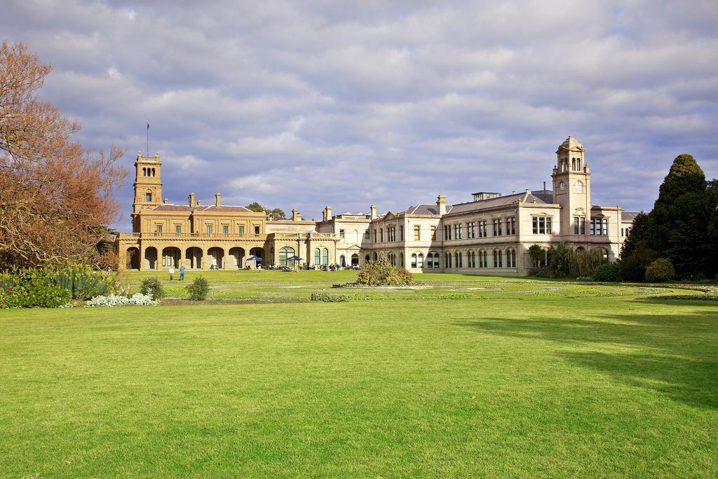 Lancemore Mansion Hotel Werribee Park Esterno foto
